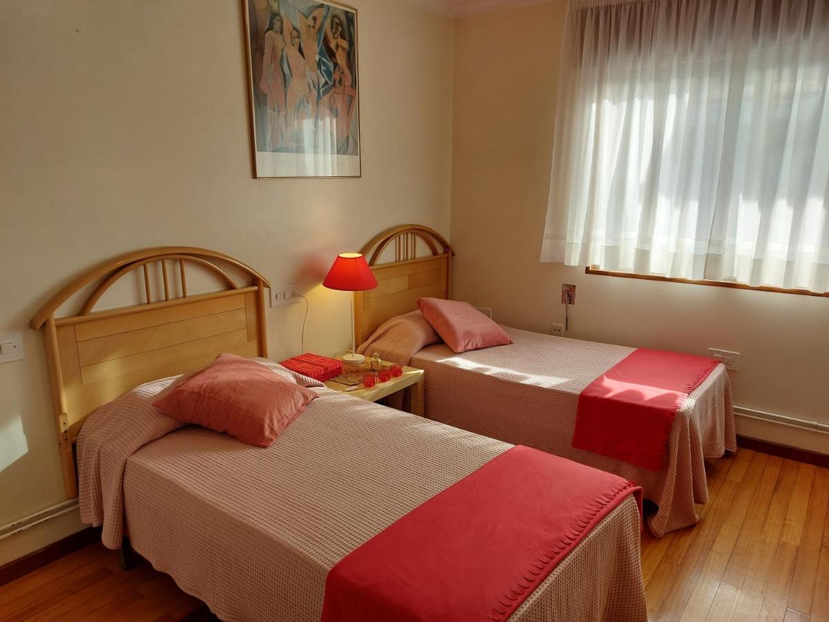 Acogedora Casa De Campo Neda Kültér fotó