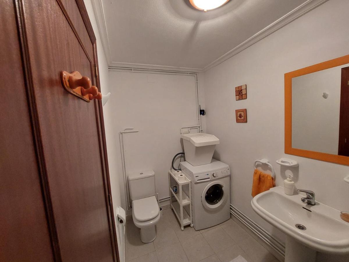 Acogedora Casa De Campo Neda Kültér fotó